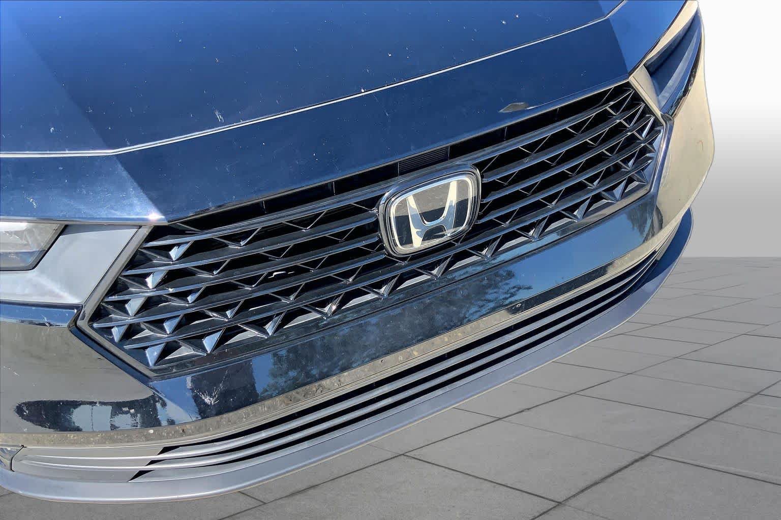 Used 2023 Honda Accord EX image 30