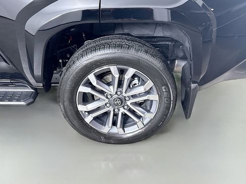 New 2026 Toyota 4Runner Limited AWD/4WD image 20