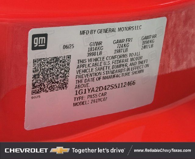 Used 2025 Chevrolet Corvette Stingray Coupe w/ 1LT RWD image 36