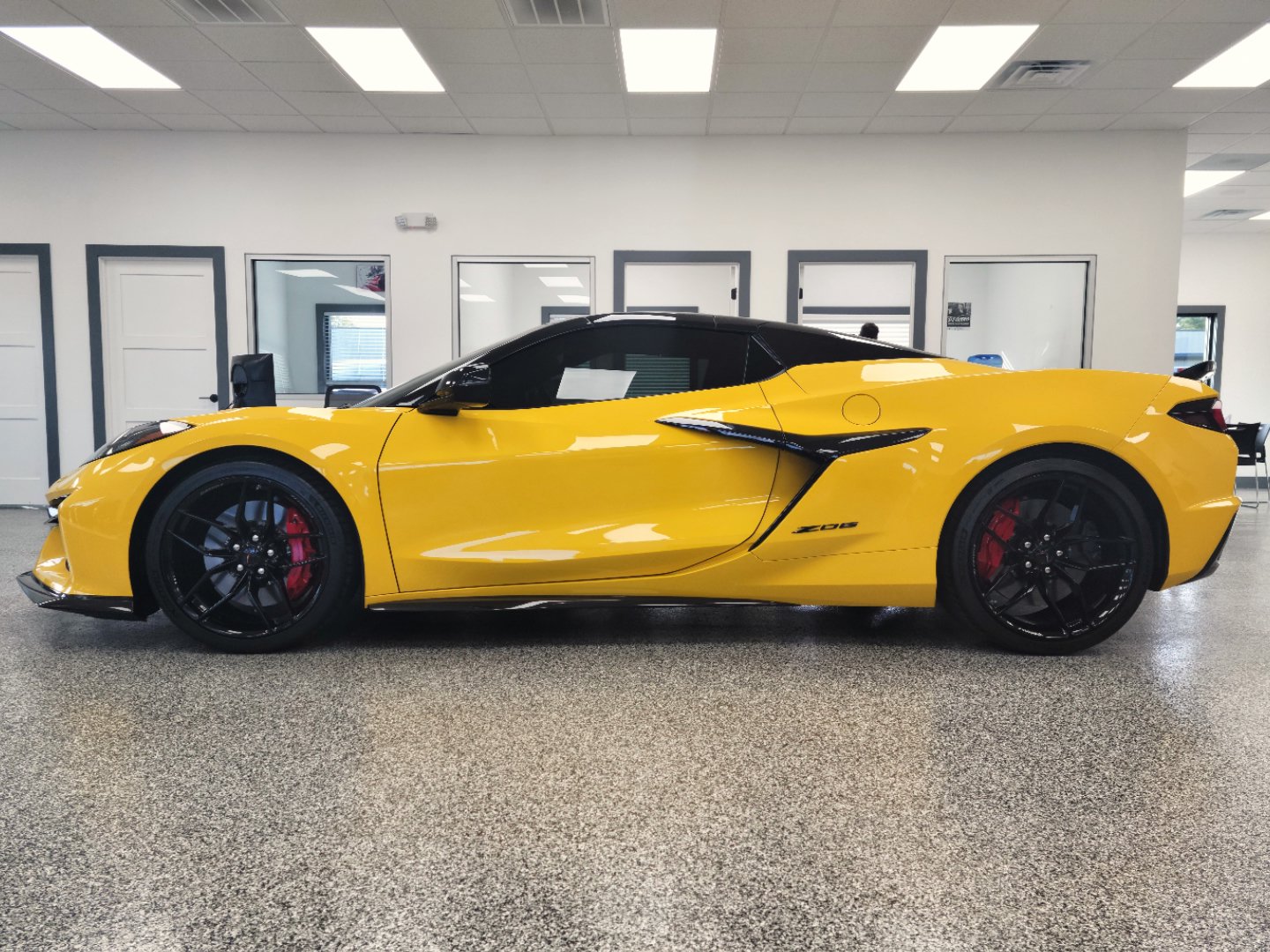 Used 2026 Chevrolet Corvette Z06 w/ Battery Protection Package RWD image 17