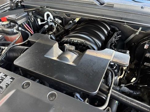 Used 2019 Chevrolet Tahoe LS image 28