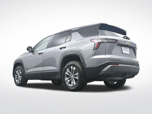 Used 2025 Chevrolet Equinox LT image 37