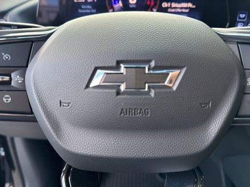 Used 2024 Chevrolet Traverse RS image 14