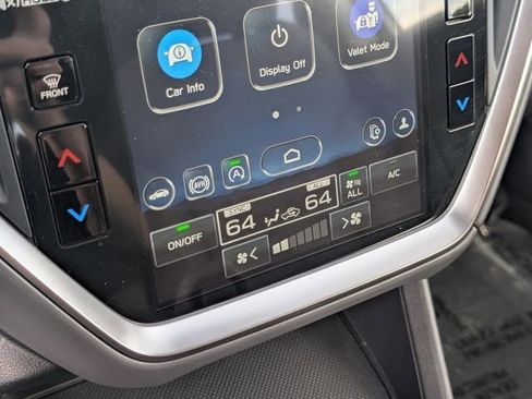 Used 2025 Subaru Crosstrek 2.0i Premium image 24