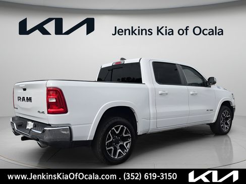 Used 2025 RAM 1500 Laramie AWD/4WD image 4