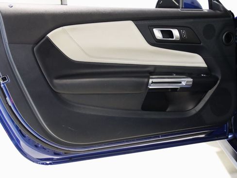 Used 2024 Ford Mustang Premium RWD image 39