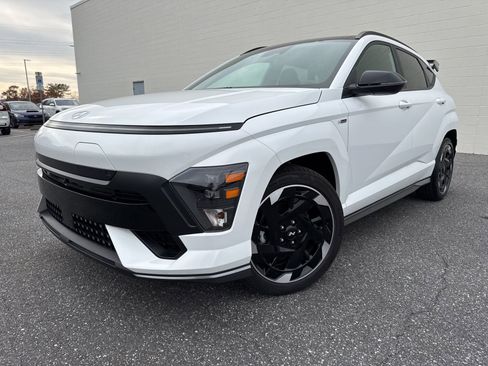Certified 2025 Hyundai Kona N Line image 3