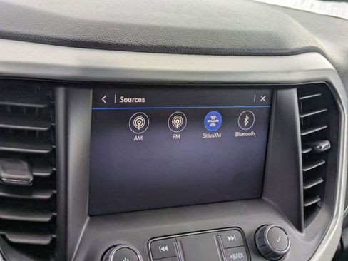 Used 2023 GMC Acadia SLE w/ Driver Convenience Package image 23