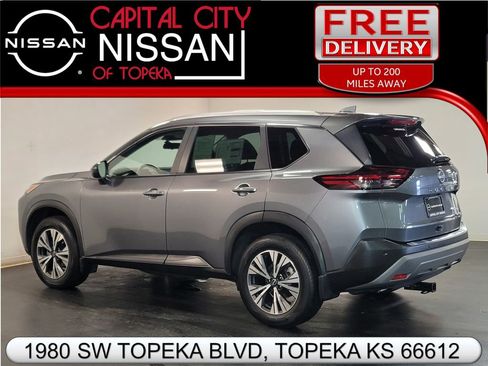 Certified 2023 Nissan Rogue SV w/ SV Premium B Package image 28