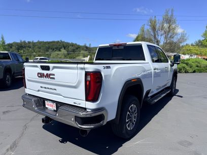 New 2026 GMC Sierra 2500 SLT w/ SLT Premium Package