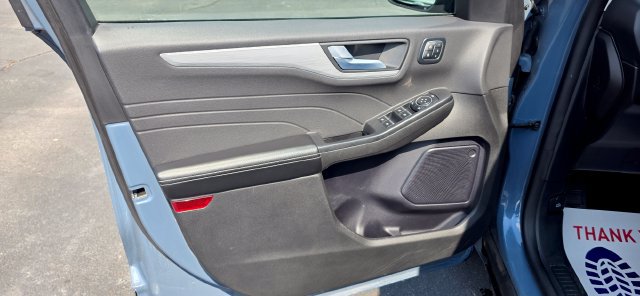 Used 2024 Ford Escape Platinum AWD/4WD image 8