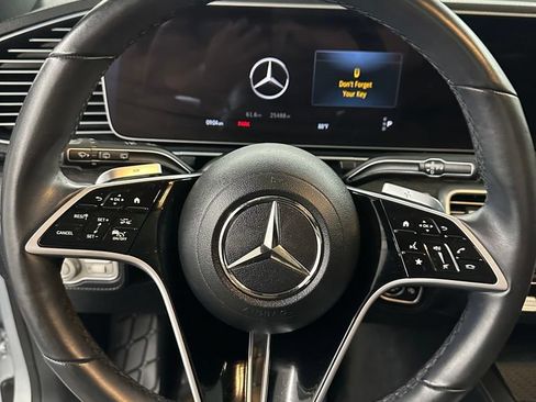 Used 2024 Mercedes-Benz GLE 450 4MATIC w/ AMG Line Exterior image 15