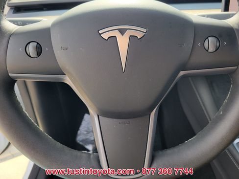 Used 2024 Tesla Model Y Long Range image 19