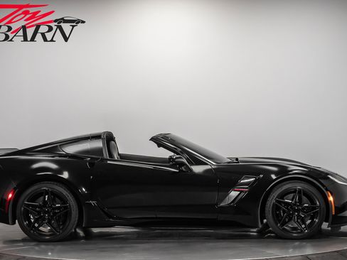 Used 2018 Chevrolet Corvette Grand Sport image 6