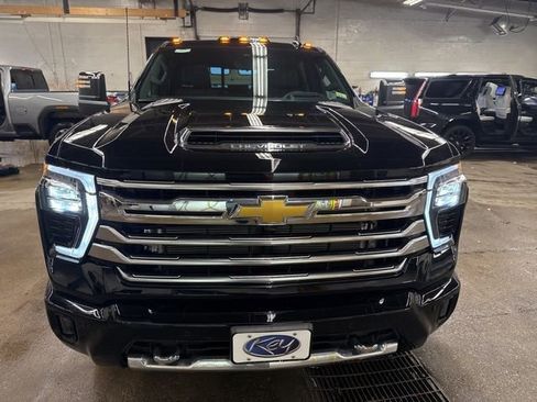 New 2026 Chevrolet Silverado 2500 High Country w/ Technology Package AWD/4WD image 2