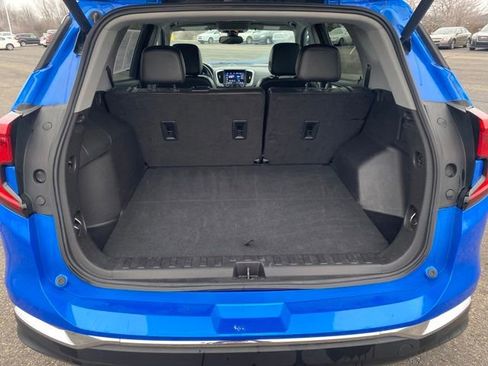 Used 2024 GMC Terrain SLT image 21