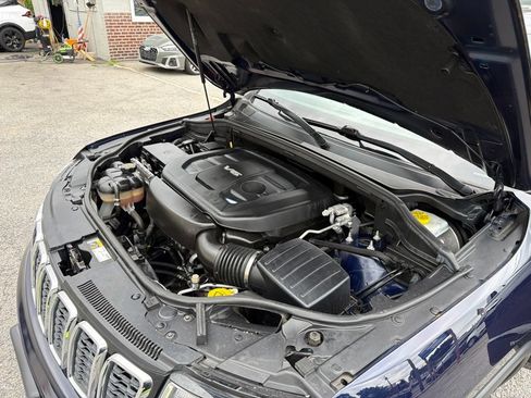 Used 2017 Jeep Grand Cherokee Limited AWD/4WD image 40