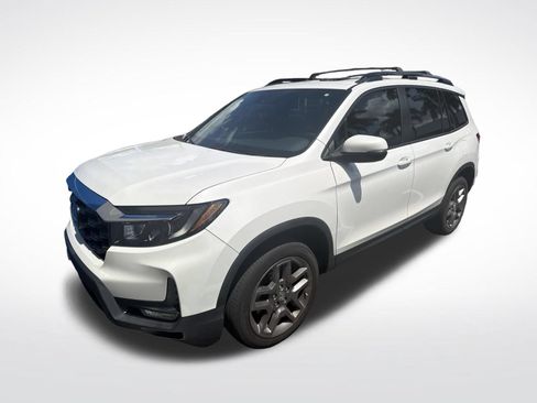 Used 2023 Honda Passport EX-L image 2