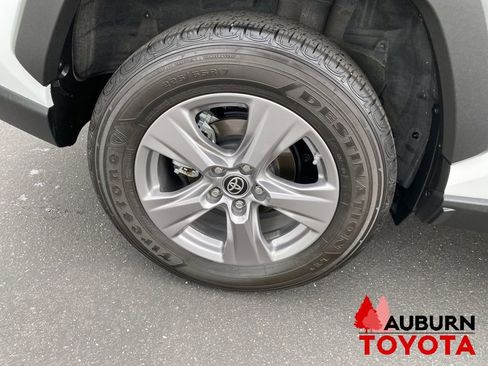 Used 2024 Toyota RAV4 LE AWD/4WD image 7