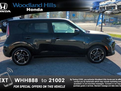 Used 2023 Kia Soul EX image 4