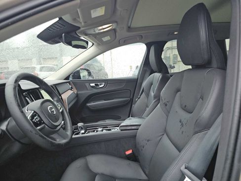 Certified 2024 Volvo XC60 T8 Plus w/ Protection Package Premier image 17