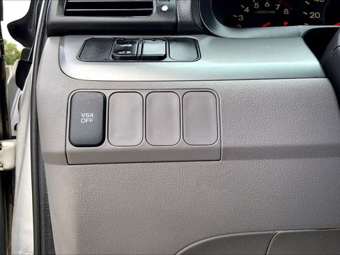 Used 2010 Honda Odyssey EX image 31