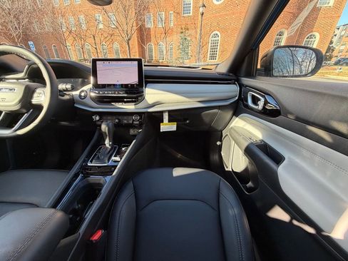 New 2026 Jeep Compass Limited image 14