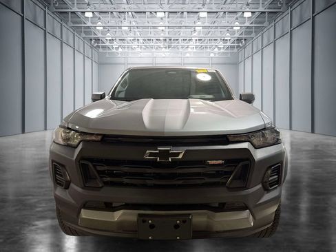 Used 2024 Chevrolet Colorado Trail Boss w/ LPO, Dark Essentials Package AWD/4WD image 2