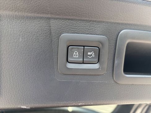 Used 2025 MAZDA CX-50 2.5 Hybrid w/ Premium Plus Pkg image 23