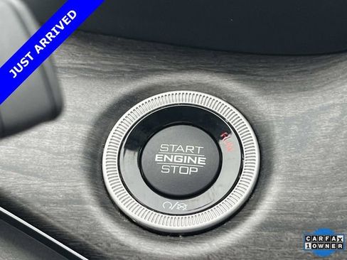 Certified 2022 Jeep Grand Cherokee L Overland image 40