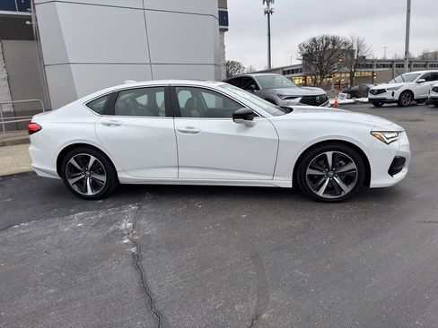 Certified 2025 Acura TLX w/ Technology Package image 2