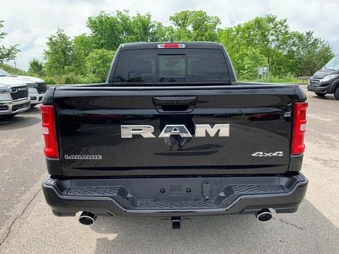 New 2026 RAM 1500 Laramie AWD/4WD image 4
