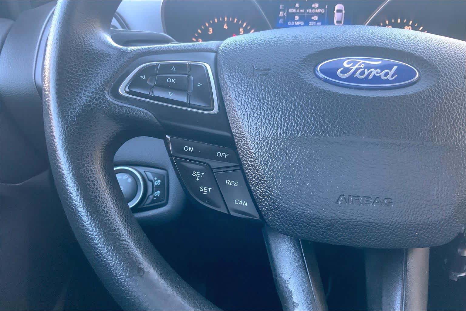 Used 2017 Ford Escape SE AWD/4WD image 24