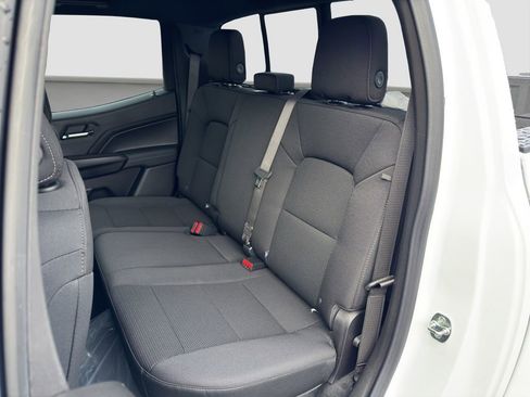 New 2026 GMC Canyon Elevation w/ Convenience Package image 13