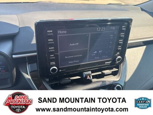 Used 2022 Toyota Corolla LE image 23