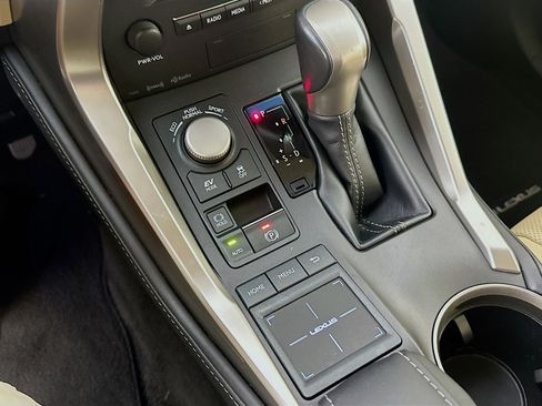 Used 2015 Lexus NX 300h AWD w/ Luxury Package image 26