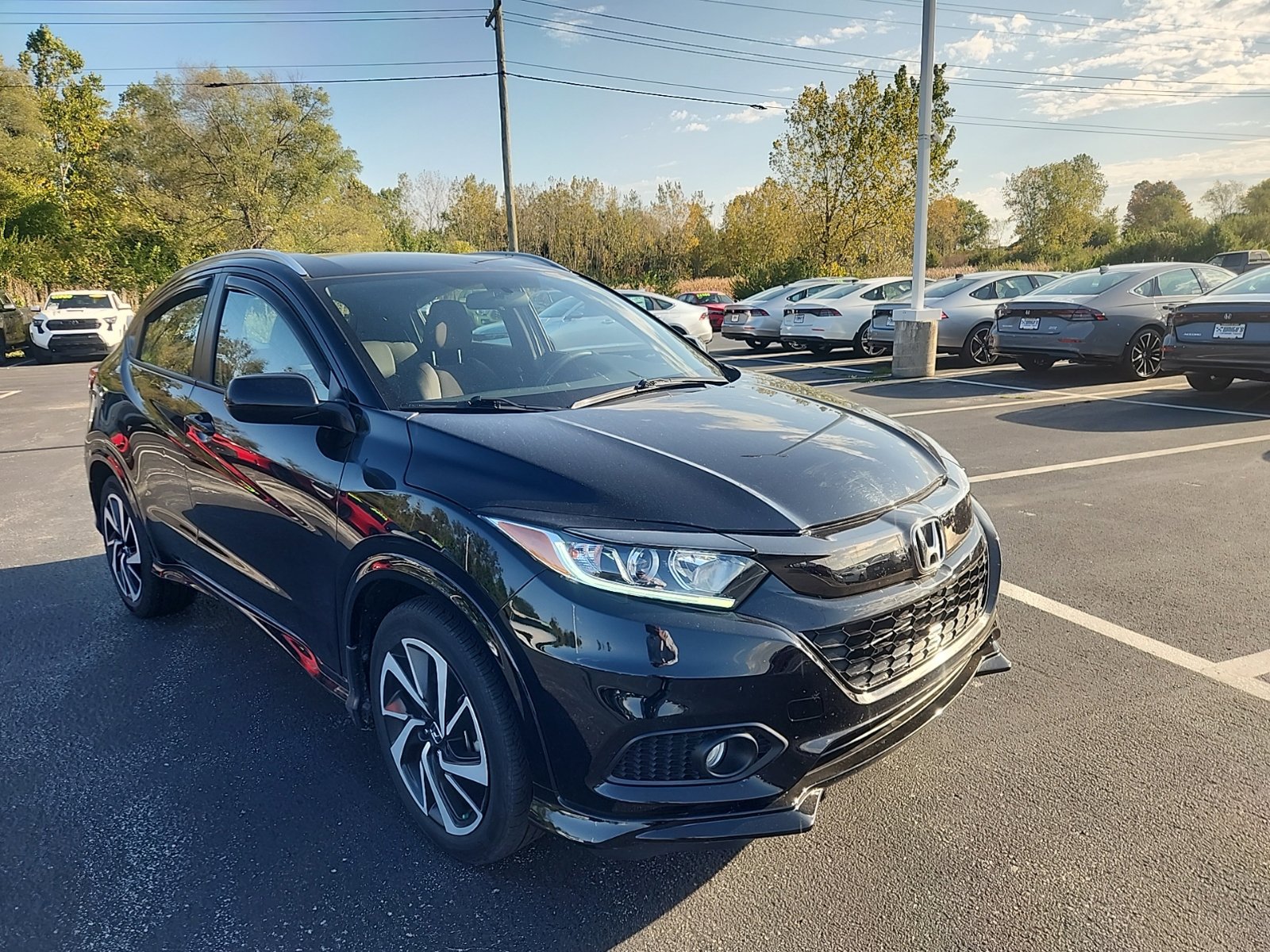 Used 2019 Honda HR-V Sport image 7