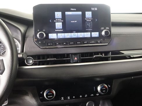 Used 2024 Mitsubishi Outlander SE image 41