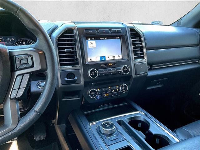 Used 2018 Ford Expedition XLT w/ Equipment Group 202A RWD image 6