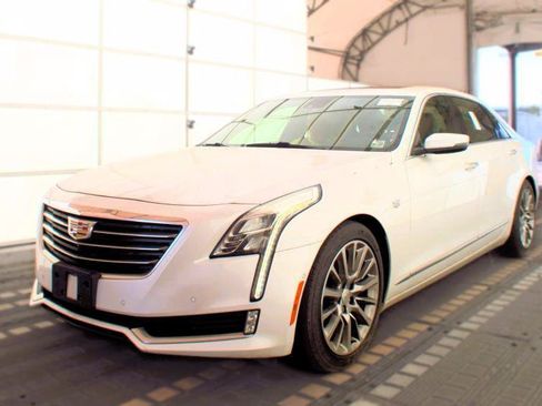 Used 2017 Cadillac CT6 Luxury AWD/4WD image 7