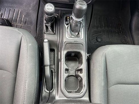 Used 2019 Jeep Wrangler Unlimited Sport S image 18