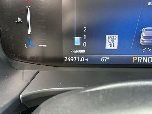 Used 2024 Ford Escape ST-Line w/ Tech Pack #1 AWD/4WD image 15