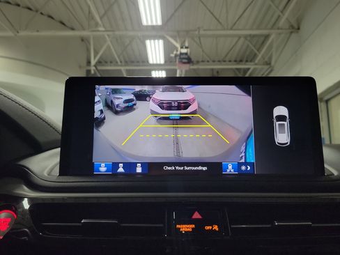 Used 2025 Acura MDX SH-AWD w/ Technology Package image 36