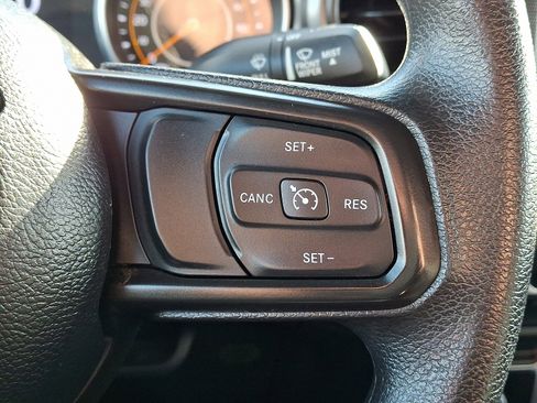 Used 2023 Jeep Wrangler Sport image 21