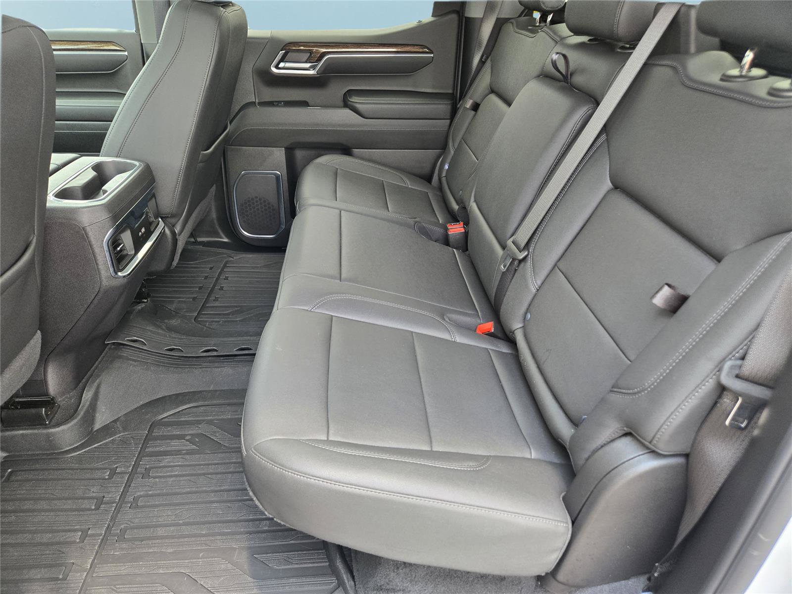 Used 2024 GMC Sierra 1500 Elevation w/ Elevation Premium Package AWD/4WD image 18