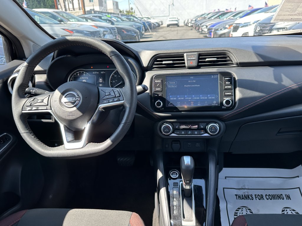Used 2024 Nissan Versa SR FWD image 17