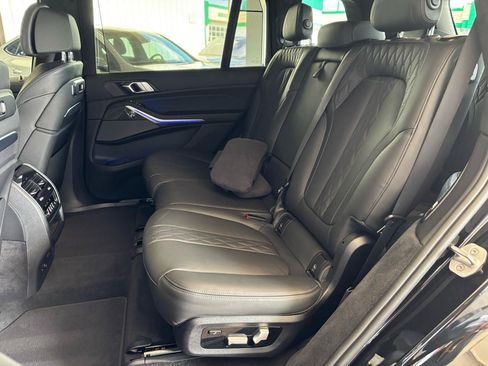 Used 2025 BMW X7 M60i w/ Executive Package AWD/4WD image 28