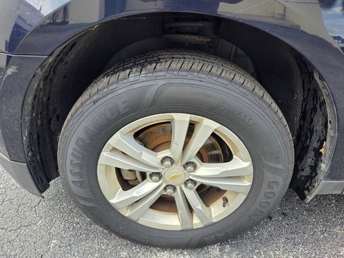 Used 2017 Chevrolet Equinox LS FWD image 18