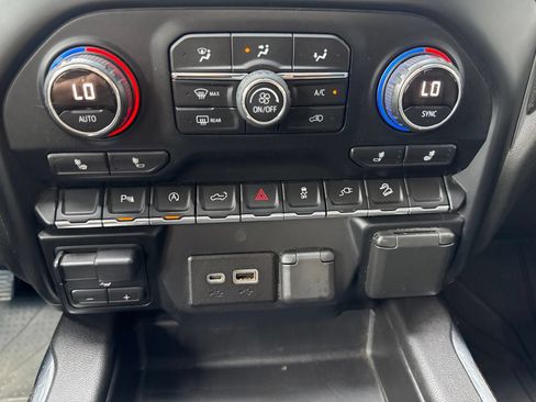 Used 2019 Chevrolet Silverado 1500 LT Trail Boss AWD/4WD image 25