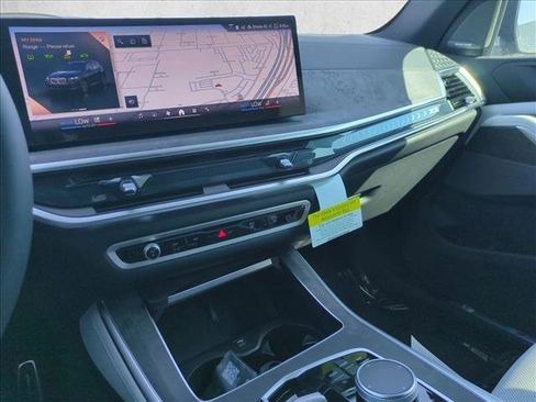 New 2026 BMW X5 sDrive40i image 12